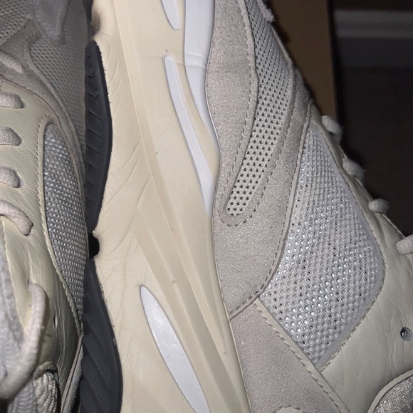 Yeezy 700 Analog Size 11.5 - Picture 11 of 16